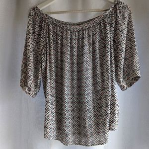 Gap off the shoulder shirt